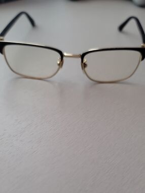 Gucci Men's Rectangular Glasses in Gold and Brown